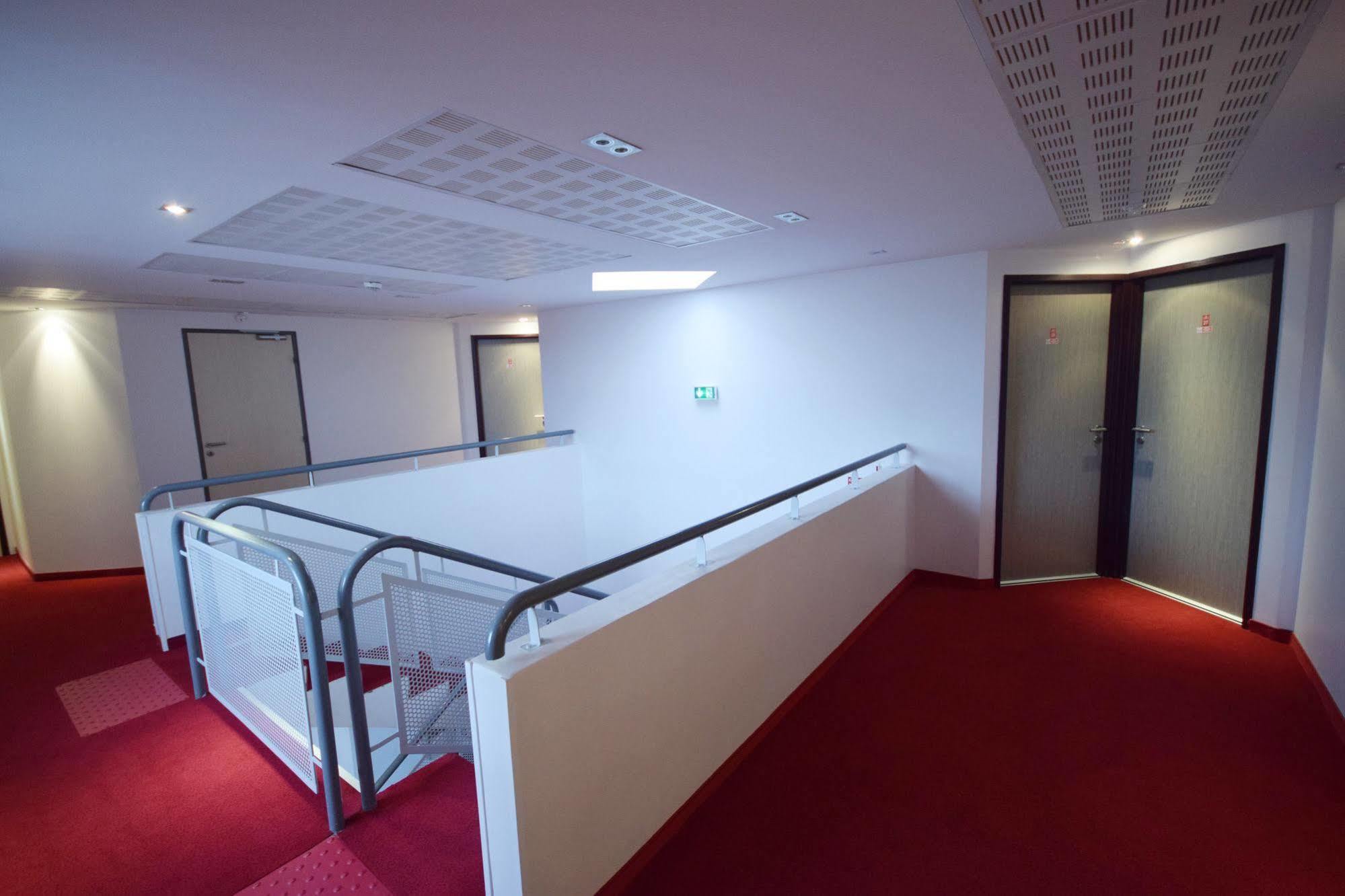 Best Hotel Sance - Mâcon エクステリア 写真